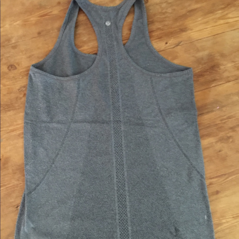 SOLD ๐ Lululemon ๐ Swiftly Tech Racerback Tank - Picture 2 of 8